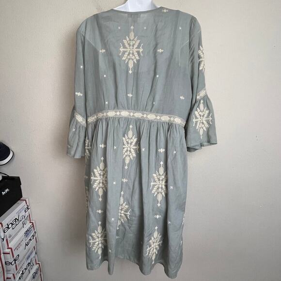 Sundance Embroidered Babydoll Boho Dress M Sage Beige Festival Bell Sleeve Slip - Picture 9 of 9
